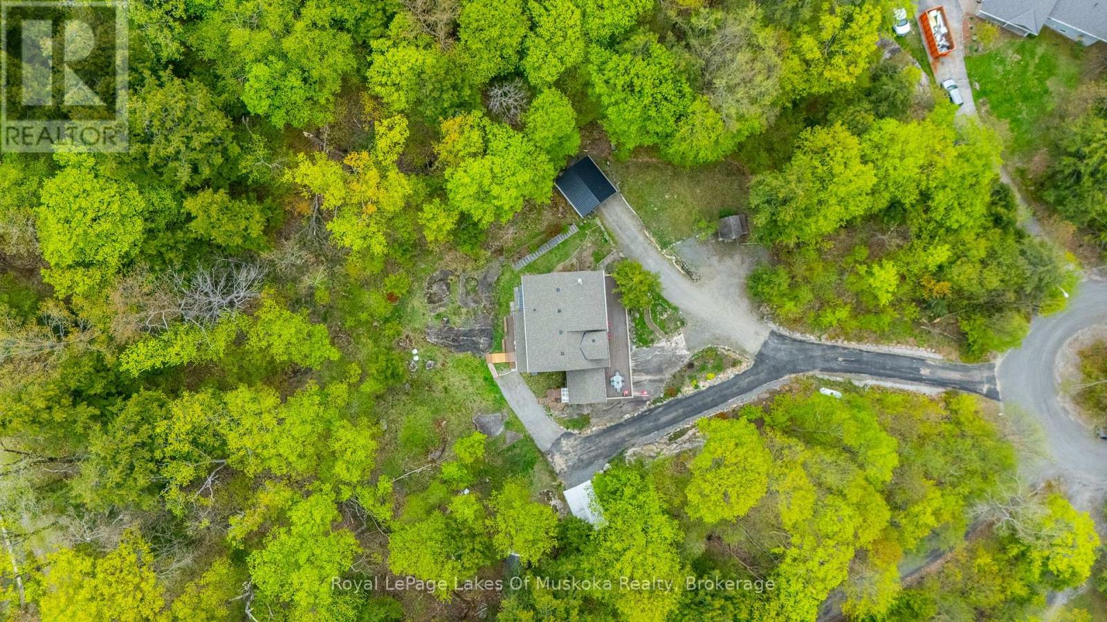 1043 Oakland Drive, Bracebridge (Monck (Bracebridge)), Ontario  P1L 1W8 - Photo 46 - X12153208