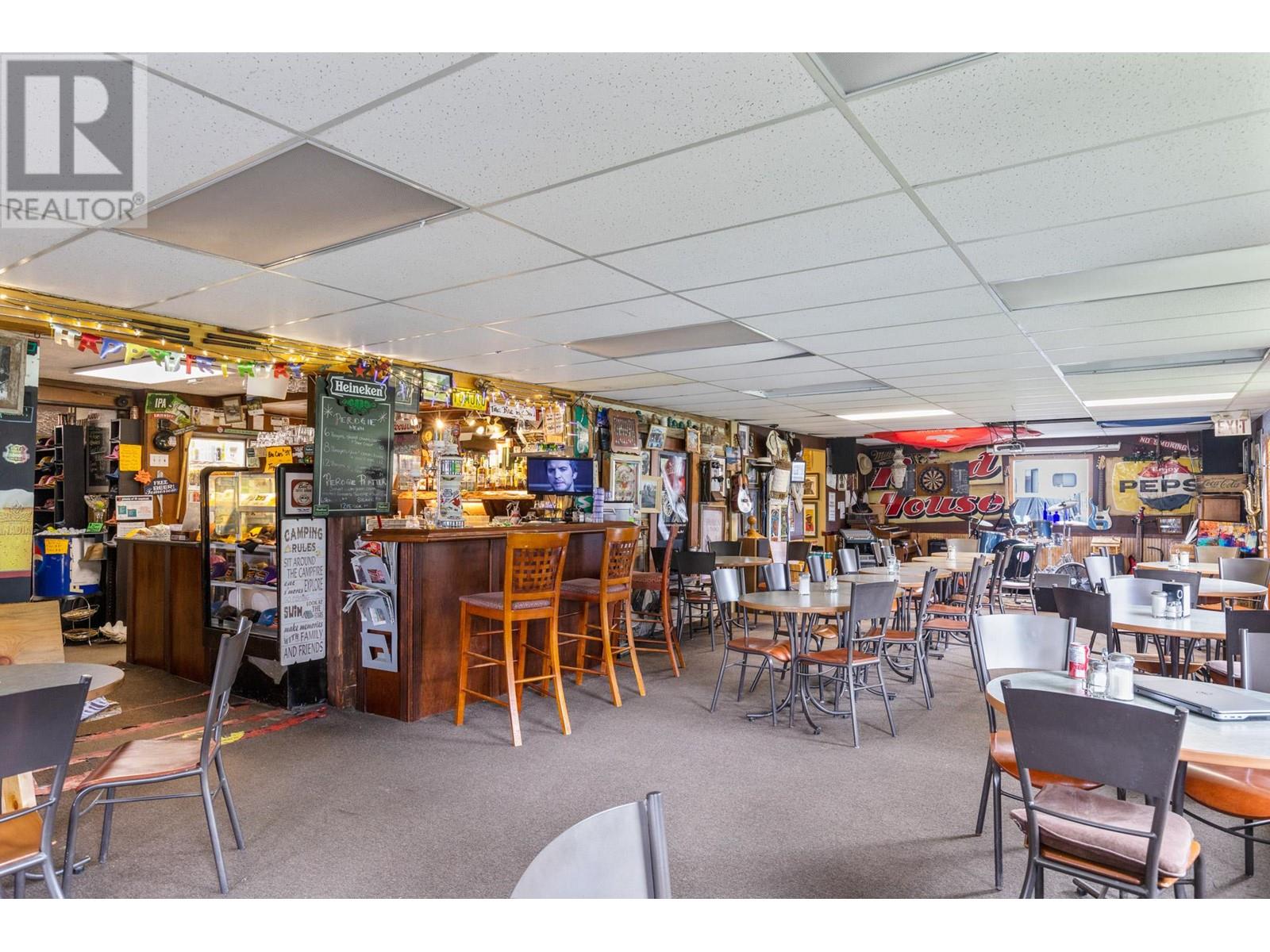 1361 6 Highway, Cherryville, British Columbia  V0E 2G1 - Photo 9 - 10348004