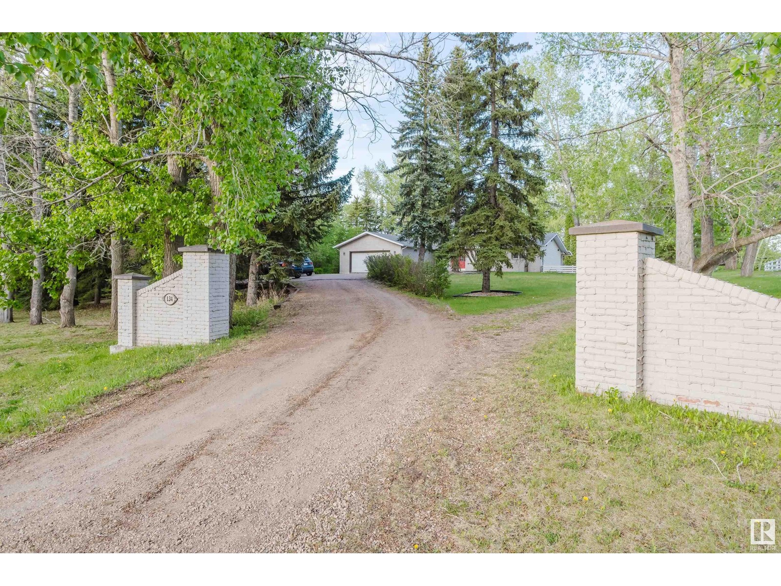 Property at #134 52552 224 Range Road image 4