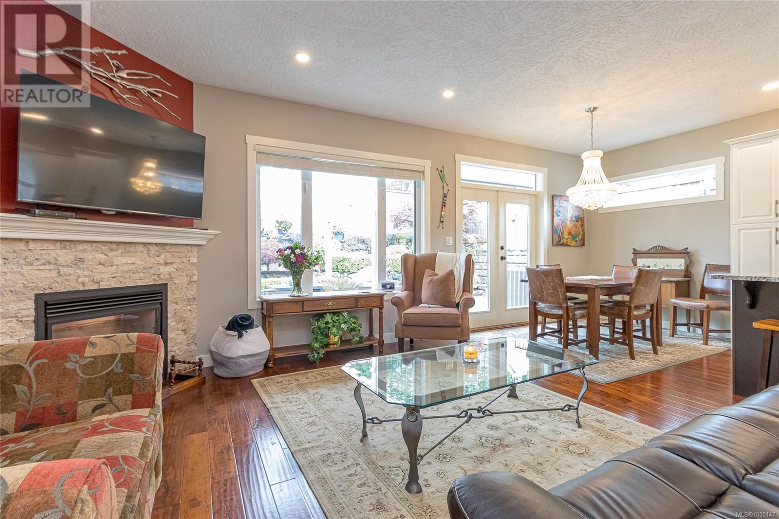 Property at 3322 Creegan Dr image 4