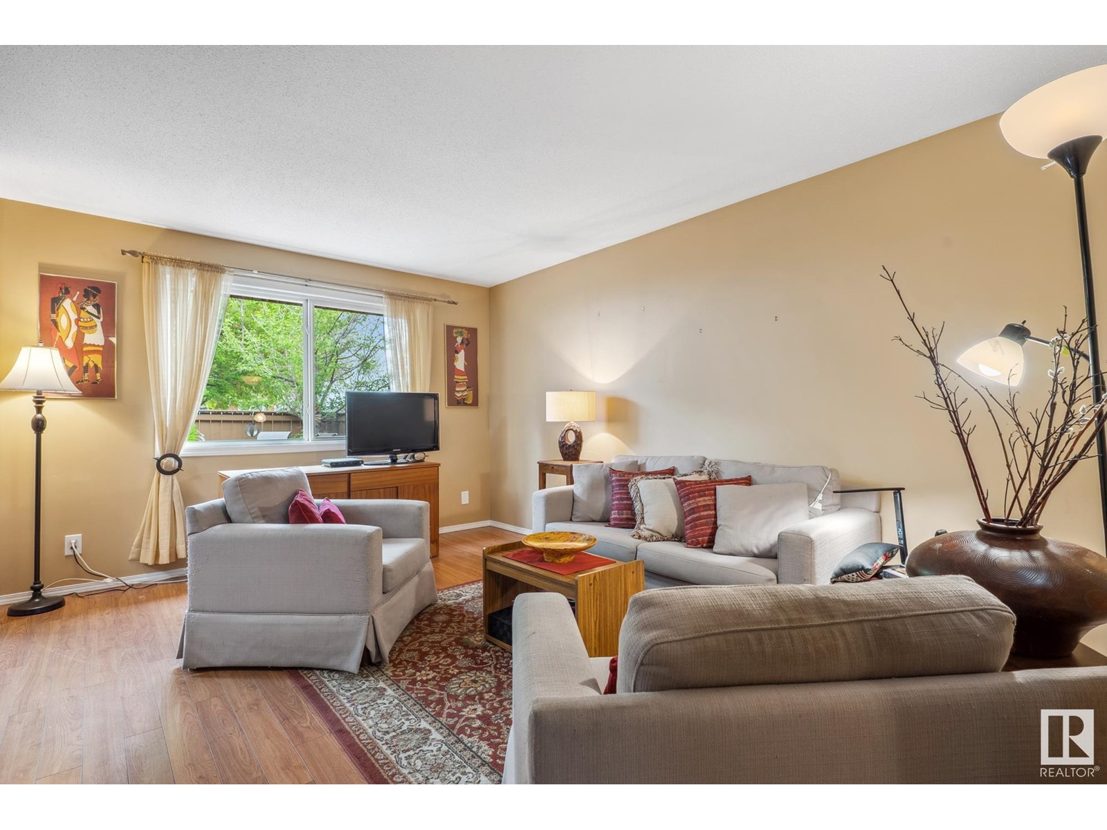 Property at 77 GREAT OA image 4