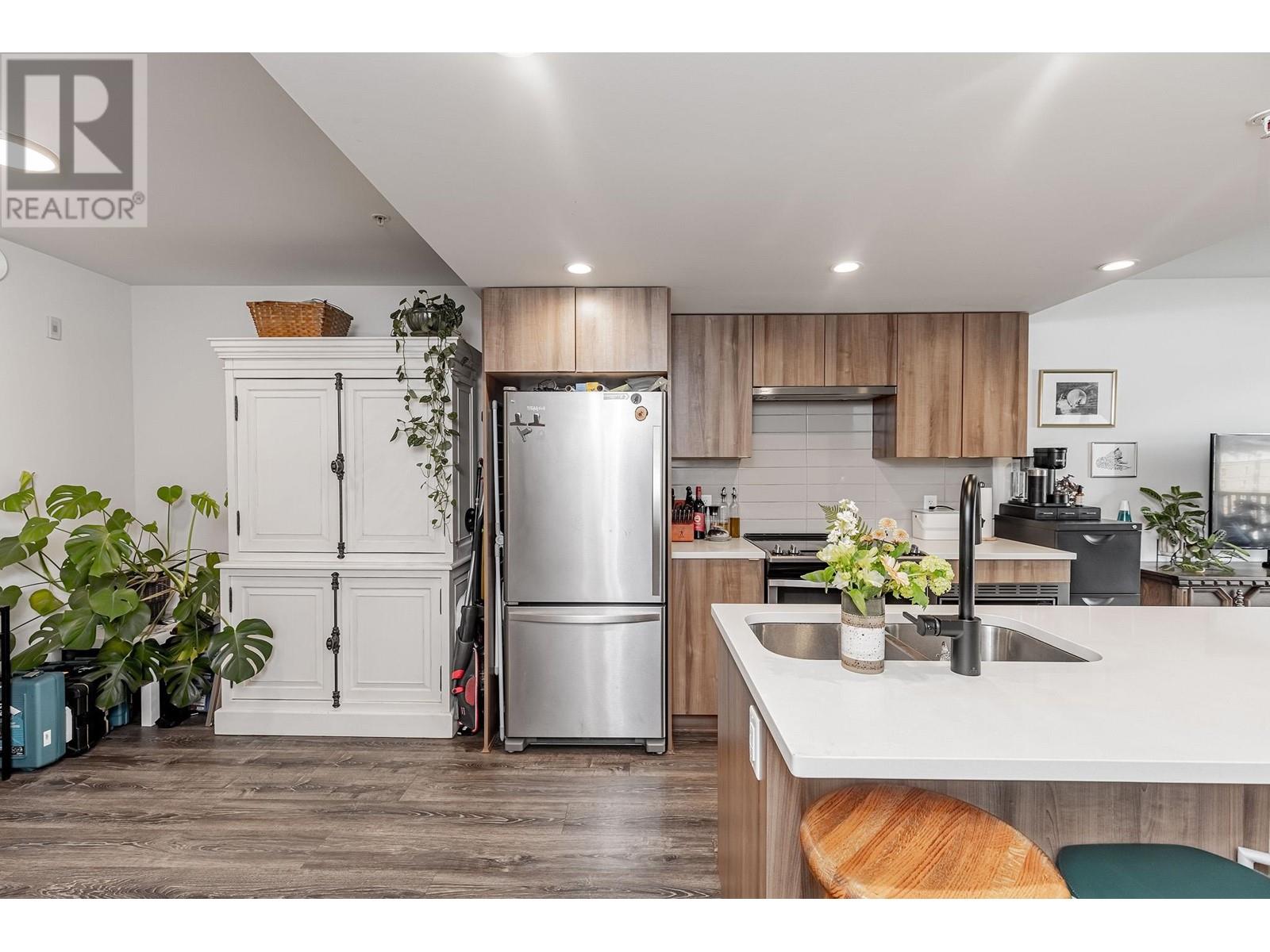 307 1365 Pemberton Avenue, Squamish, British Columbia  V8B 1B7 - Photo 8 - R2990852