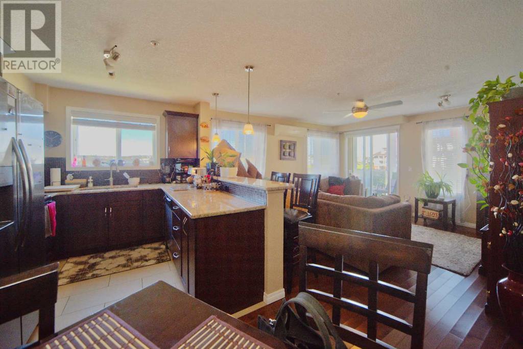 Property at 3309, 10 Country Village Park NE image 4