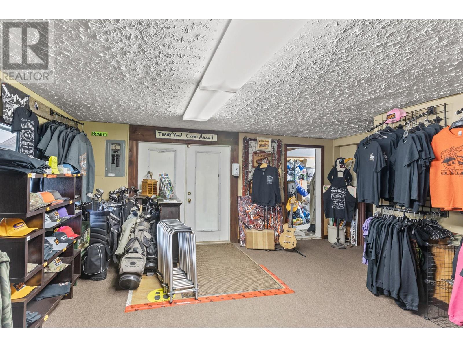 1361 6 Highway, Cherryville, British Columbia  V0E 2G1 - Photo 10 - 10348003