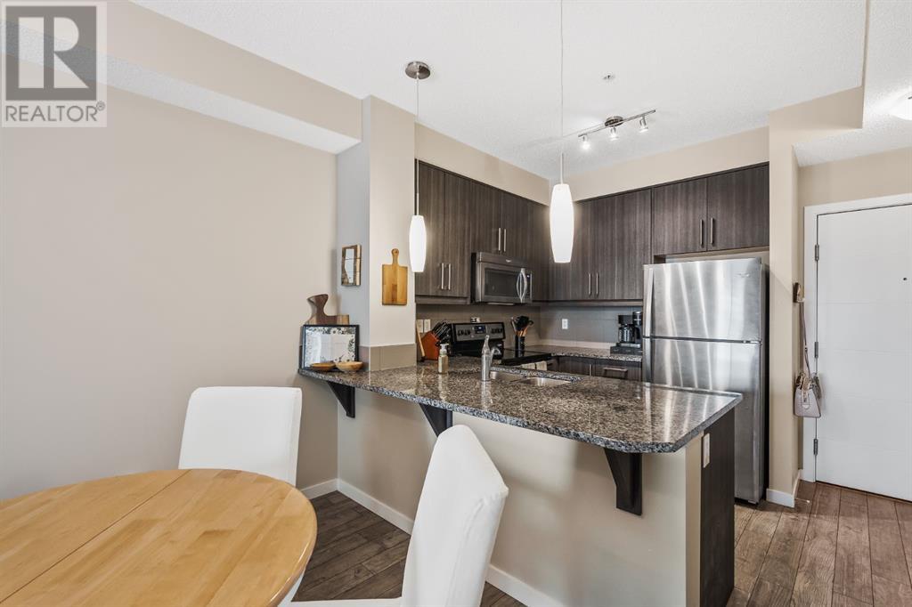 305, 402 Marquis Lane Se, Calgary, Alberta  T3M 2G7 - Photo 4 - A2221958