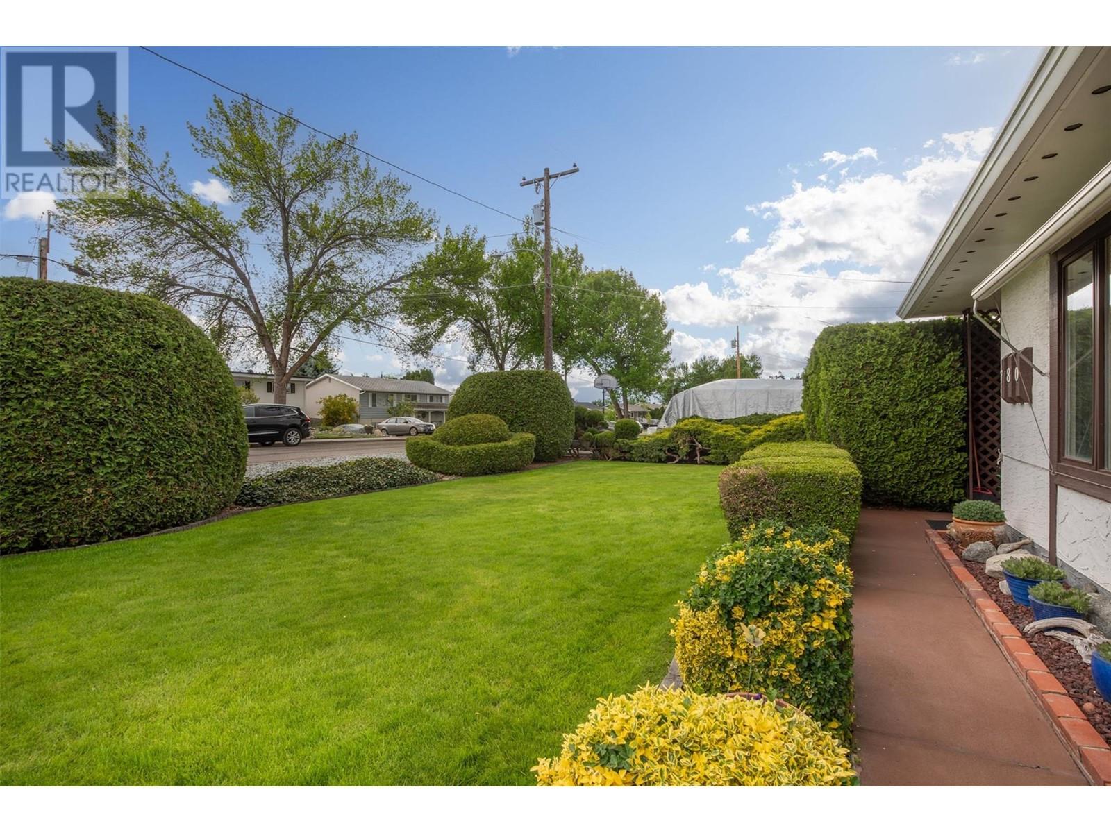 780 Dundee Road Kelowna Photo 46