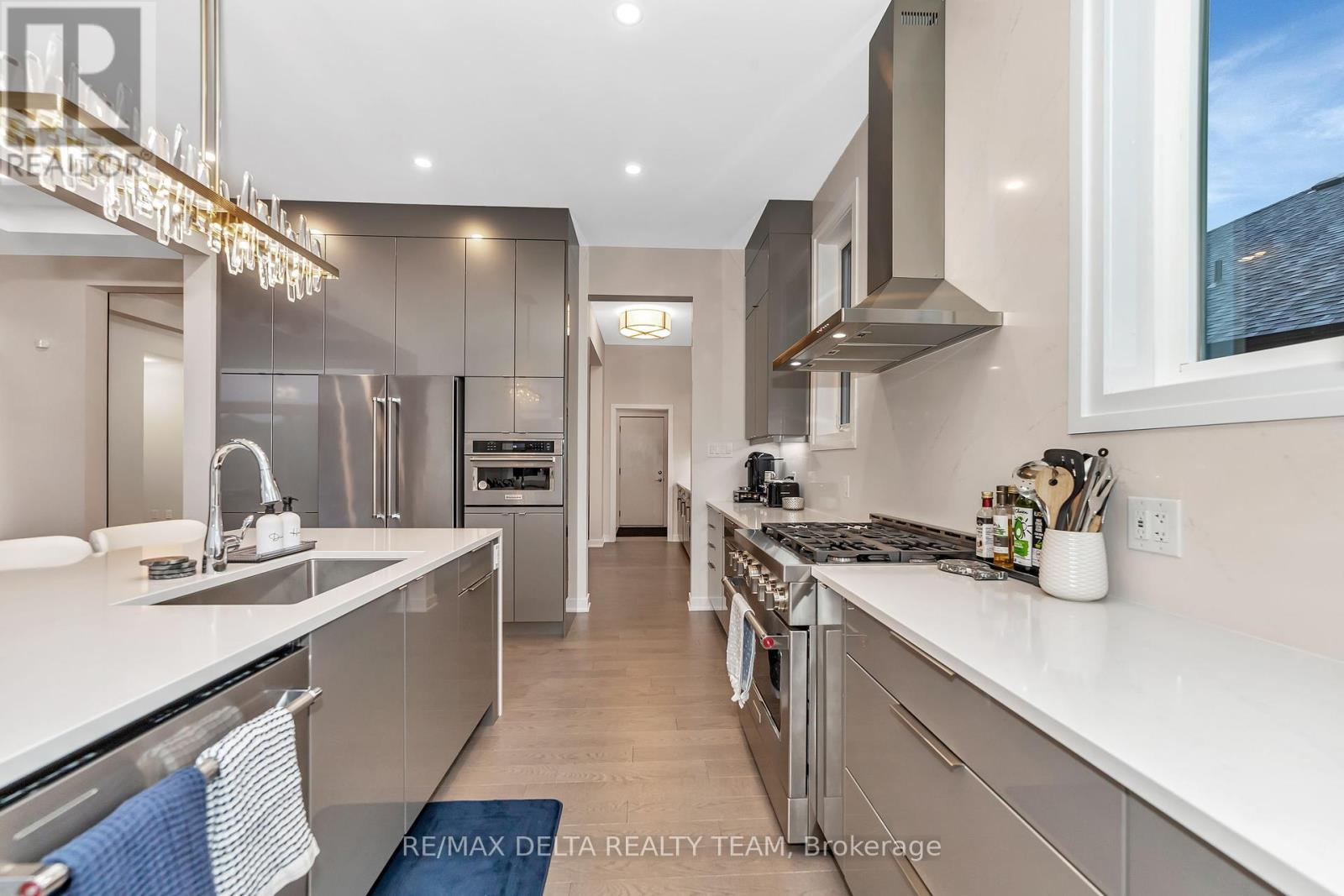 912 Socca Crescent, Ottawa, Ontario  K4A 5M1 - Photo 10 - X12156394