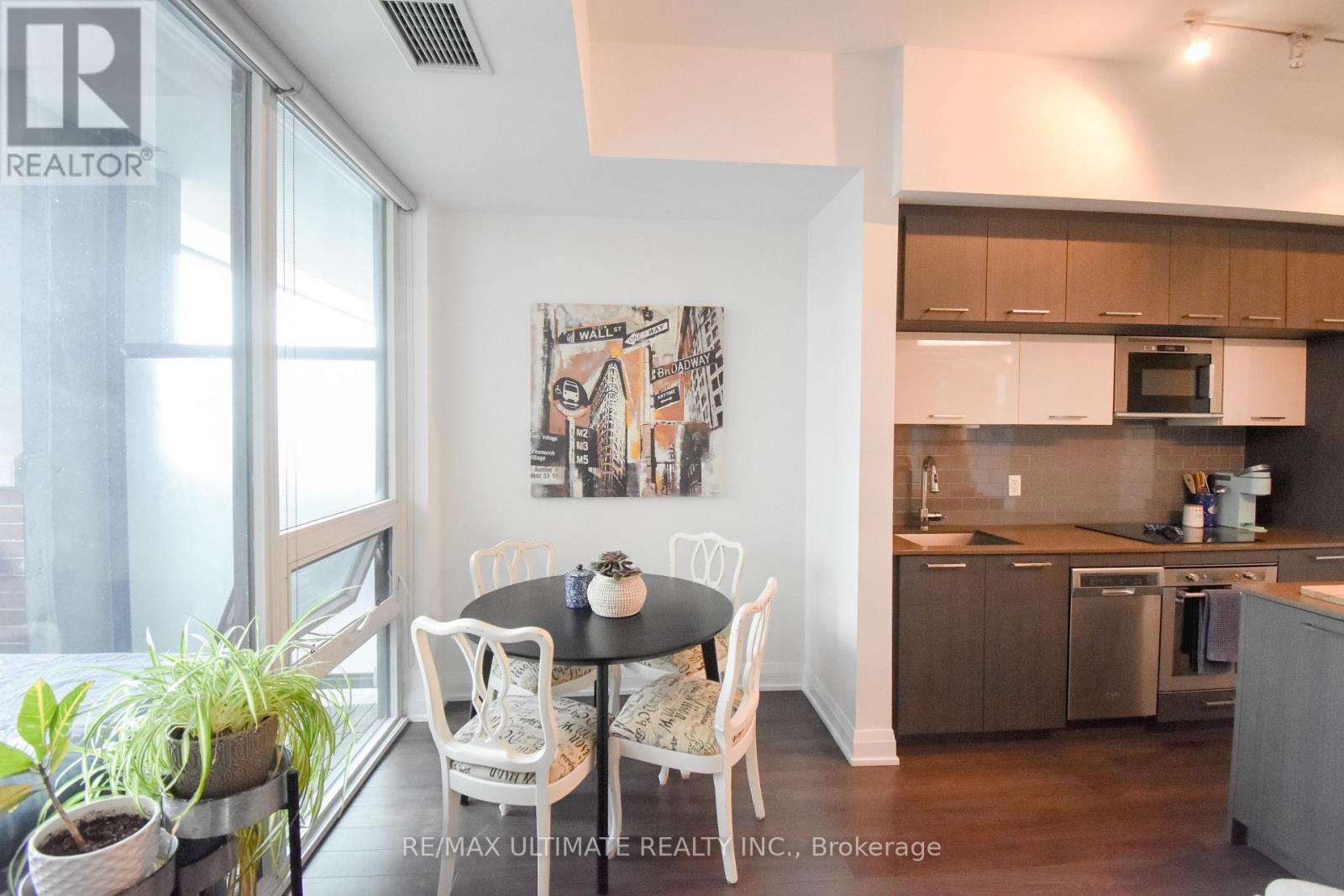 309 - 4800 Highway 7, Vaughan, Ontario  L4L 1H8 - Photo 10 - N12095974