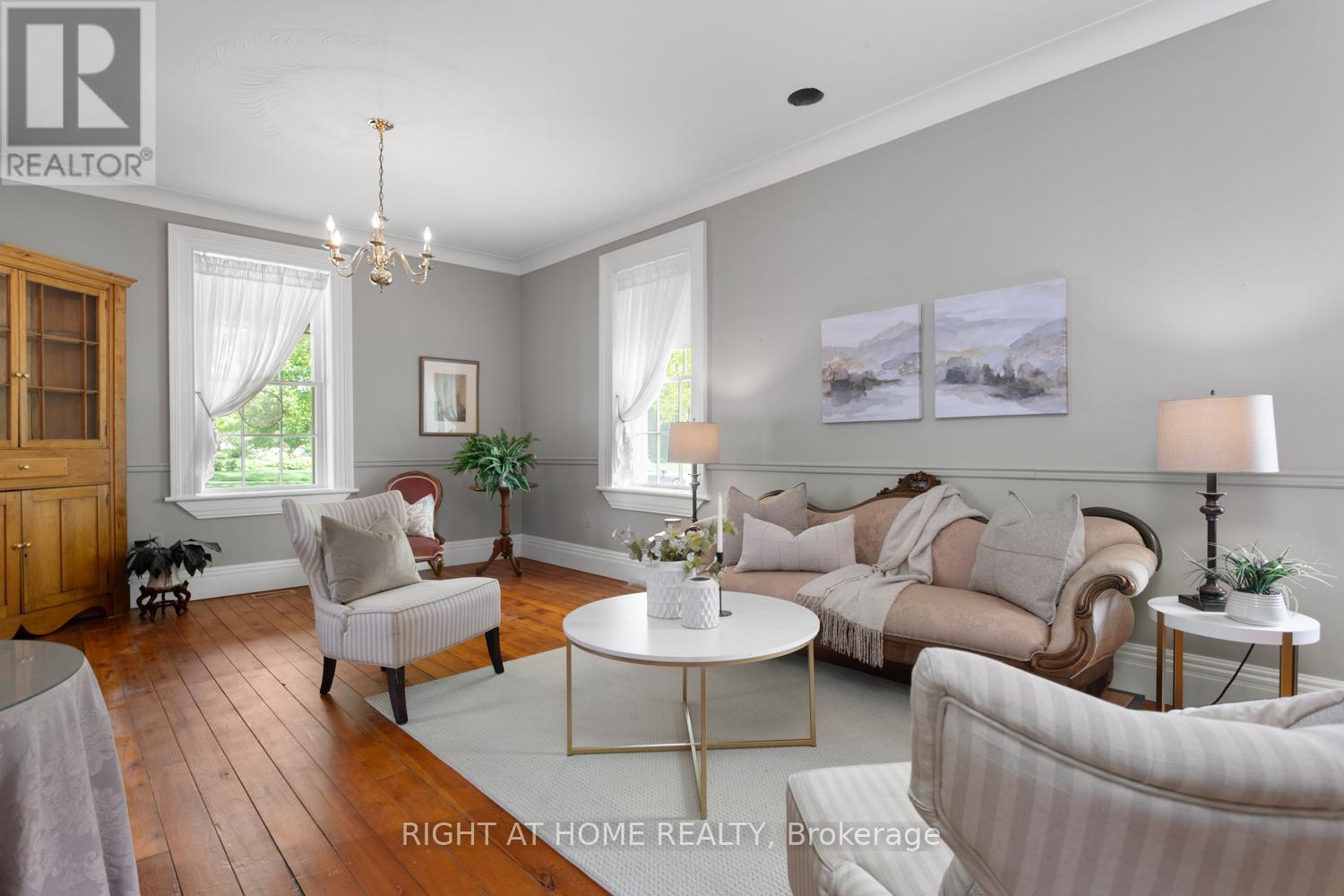 29 Regent Street, Kawartha Lakes, Ontario  K9V 3T9 - Photo 12 - X12156419