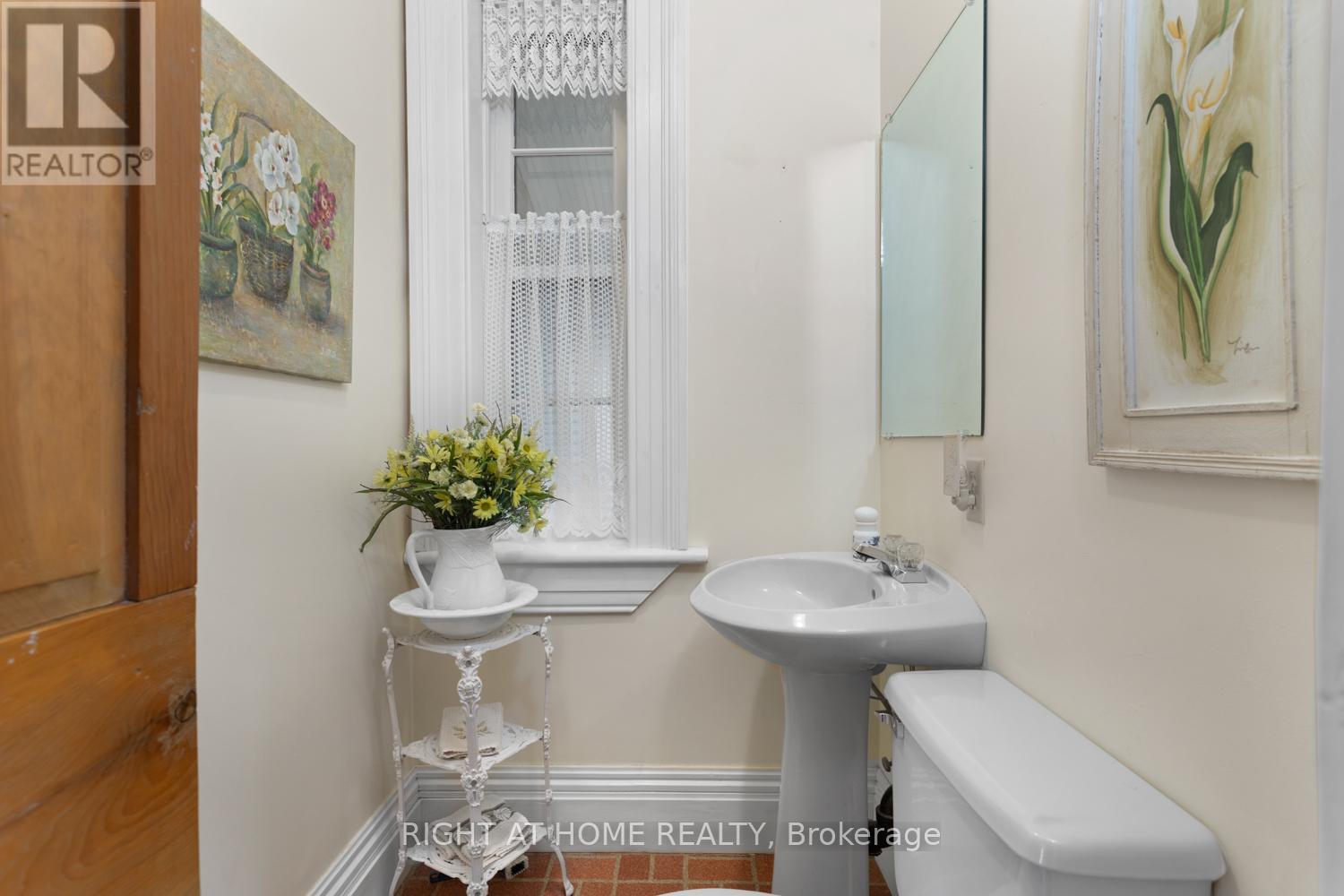 29 Regent Street, Kawartha Lakes, Ontario  K9V 3T9 - Photo 21 - X12156419