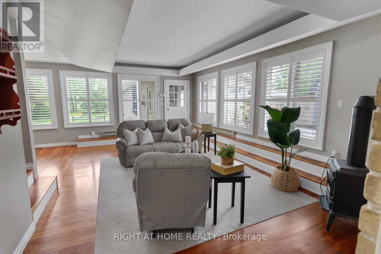 29 Regent Street, Kawartha Lakes, Ontario  K9V 3T9 - Photo 24 - X12156419