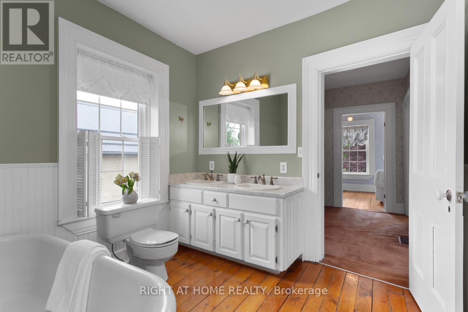 29 Regent Street, Kawartha Lakes, Ontario  K9V 3T9 - Photo 42 - X12156419