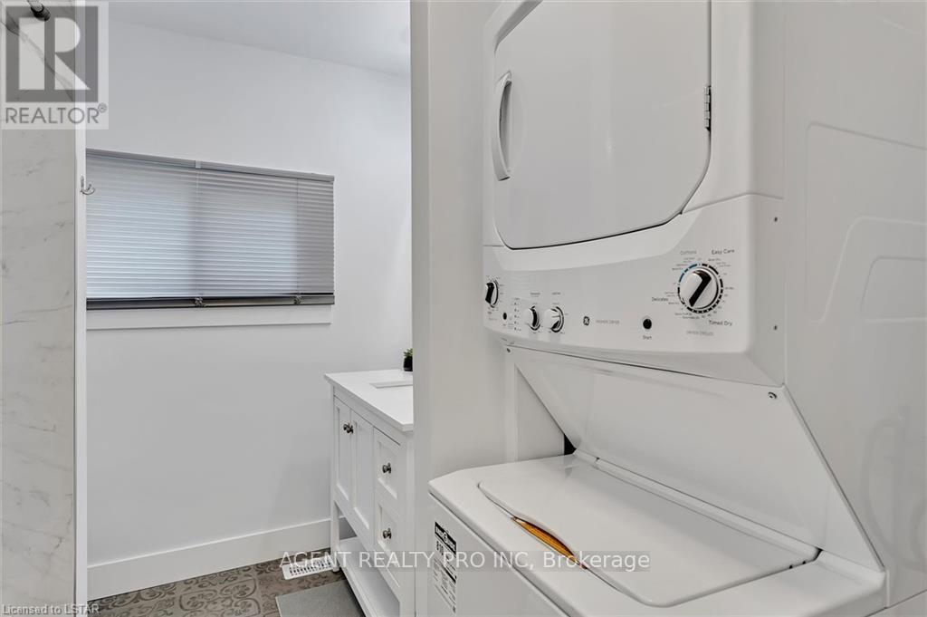 21 Oriole Road, Kawartha Lakes, Ontario  K0M 1N0 - Photo 19 - X12156401