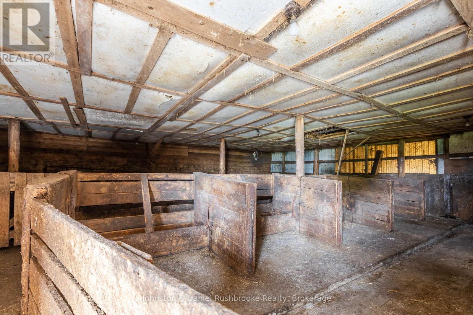 194 Laxton South Quarter Line, Kawartha Lakes, Ontario  K0M 1K0 - Photo 24 - X12156421