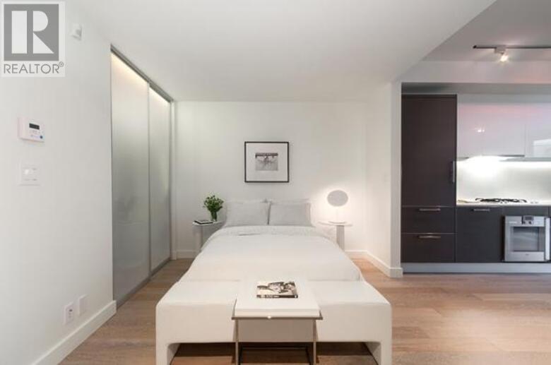 Listing Picture 12 of 33 : 206 1477 W PENDER STREET, Vancouver / 溫哥華 - 魯藝地產 Yvonne Lu Group - MLS Medallion Club Member