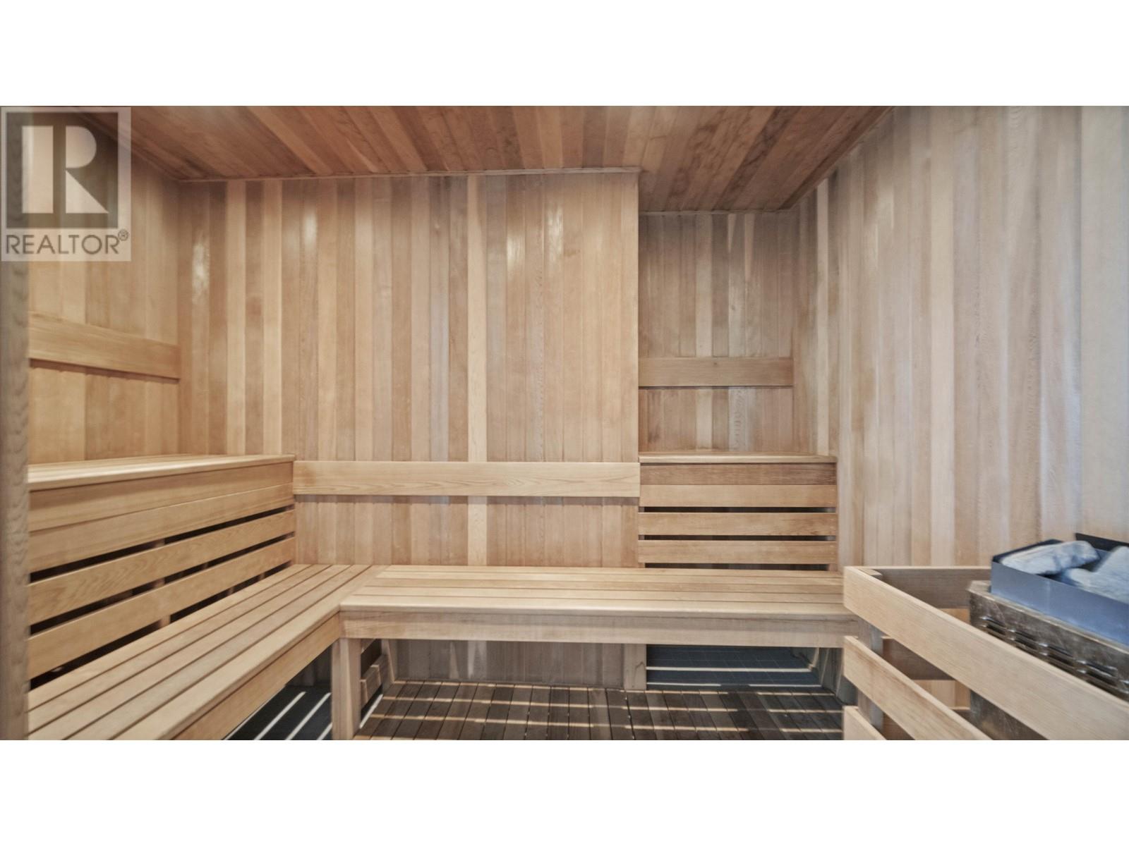 Listing Picture 26 of 33 : 206 1477 W PENDER STREET, Vancouver / 溫哥華 - 魯藝地產 Yvonne Lu Group - MLS Medallion Club Member