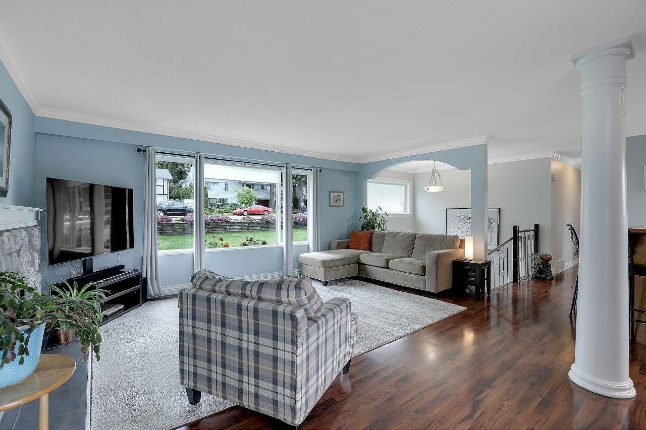 Property at 13361 112A AVENUE image 3