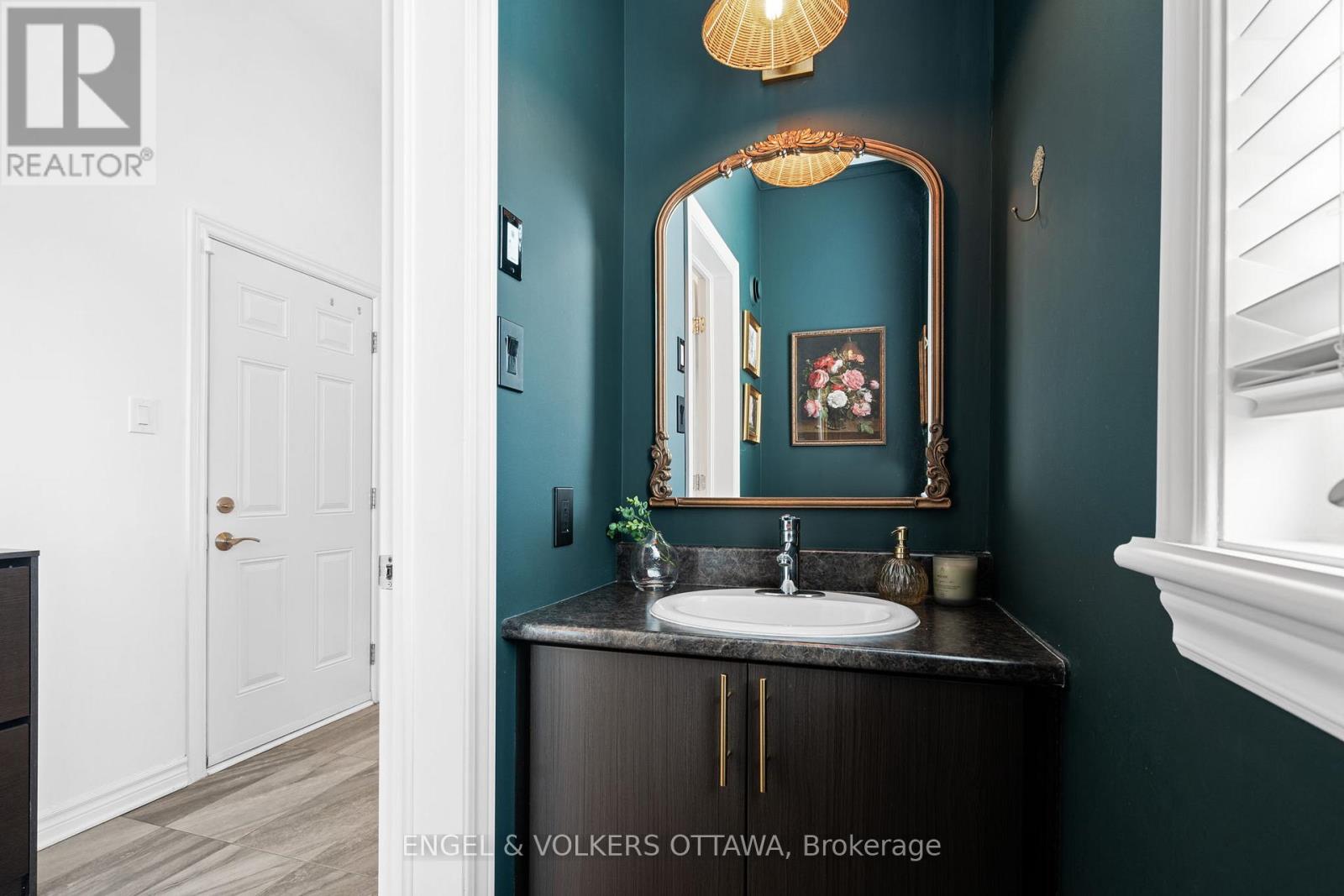 317 Ardmore Street, Ottawa, Ontario  K4M 0E2 - Photo 5 - X12156406