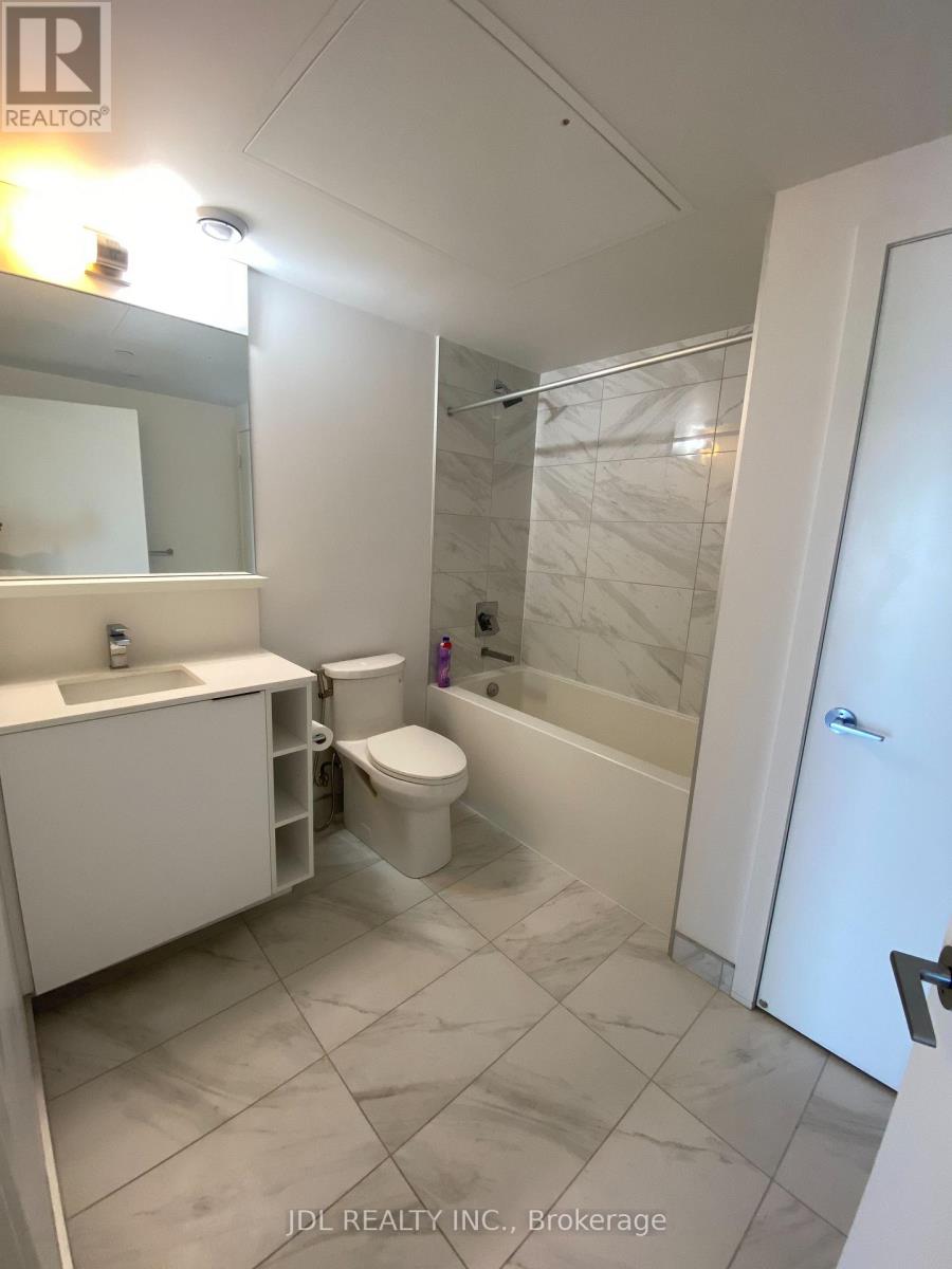 3315 - 85 Wood Street E, Toronto, Ontario  M4Y 0E8 - Photo 6 - C12156418