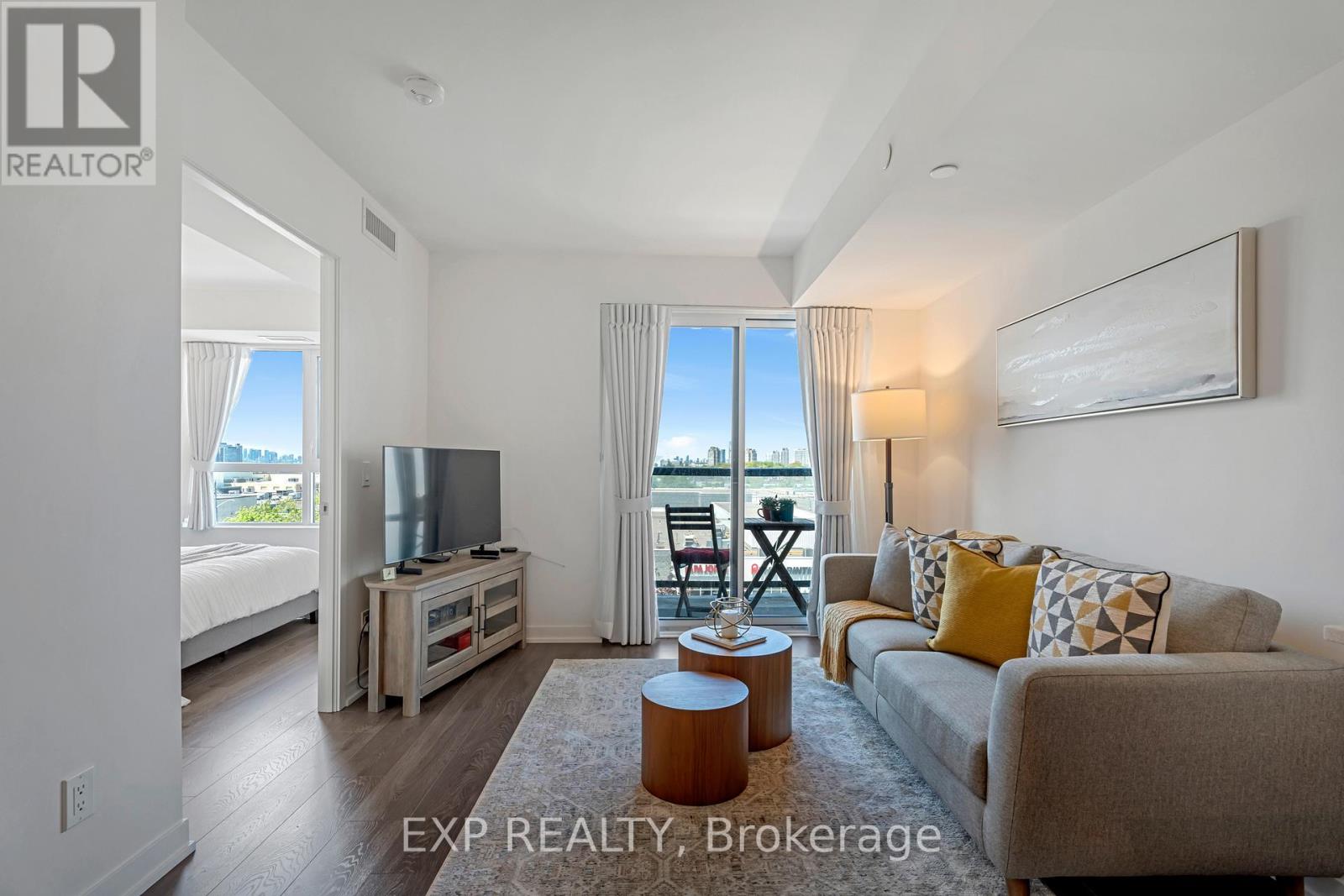 516 - 1401 O'connor Drive, Toronto, Ontario  M4B 2V5 - Photo 11 - E12156436