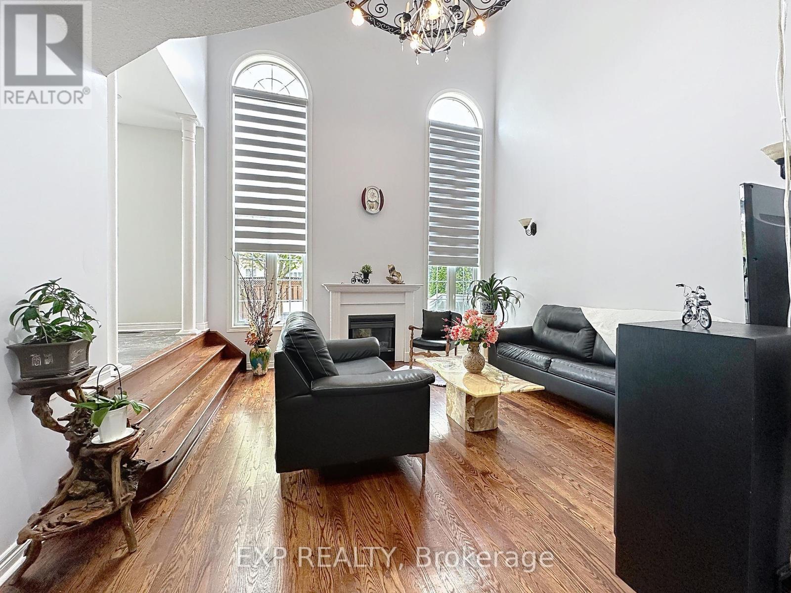 129 Ledgerock Drive, Vaughan, Ontario  L4H 2G7 - Photo 10 - N12156416