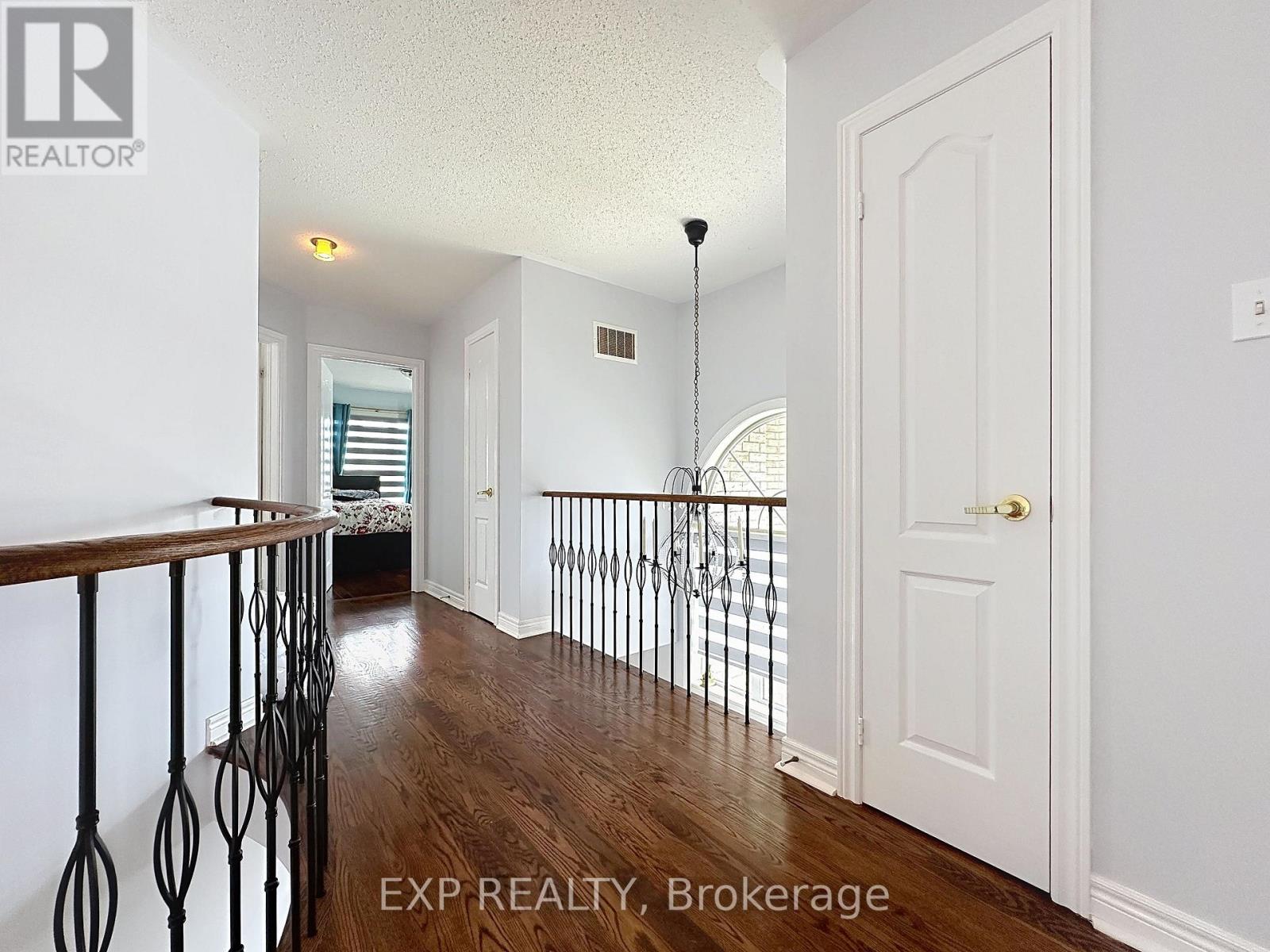 129 Ledgerock Drive, Vaughan, Ontario  L4H 2G7 - Photo 22 - N12156416