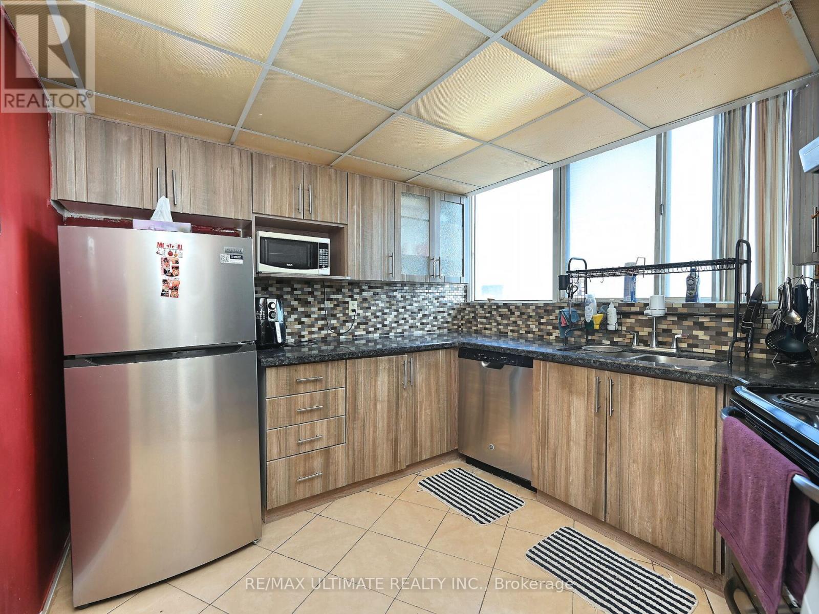 2101 - 3700 Kaneff Crescent, Mississauga, Ontario  L5A 4B8 - Photo 14 - W12156437