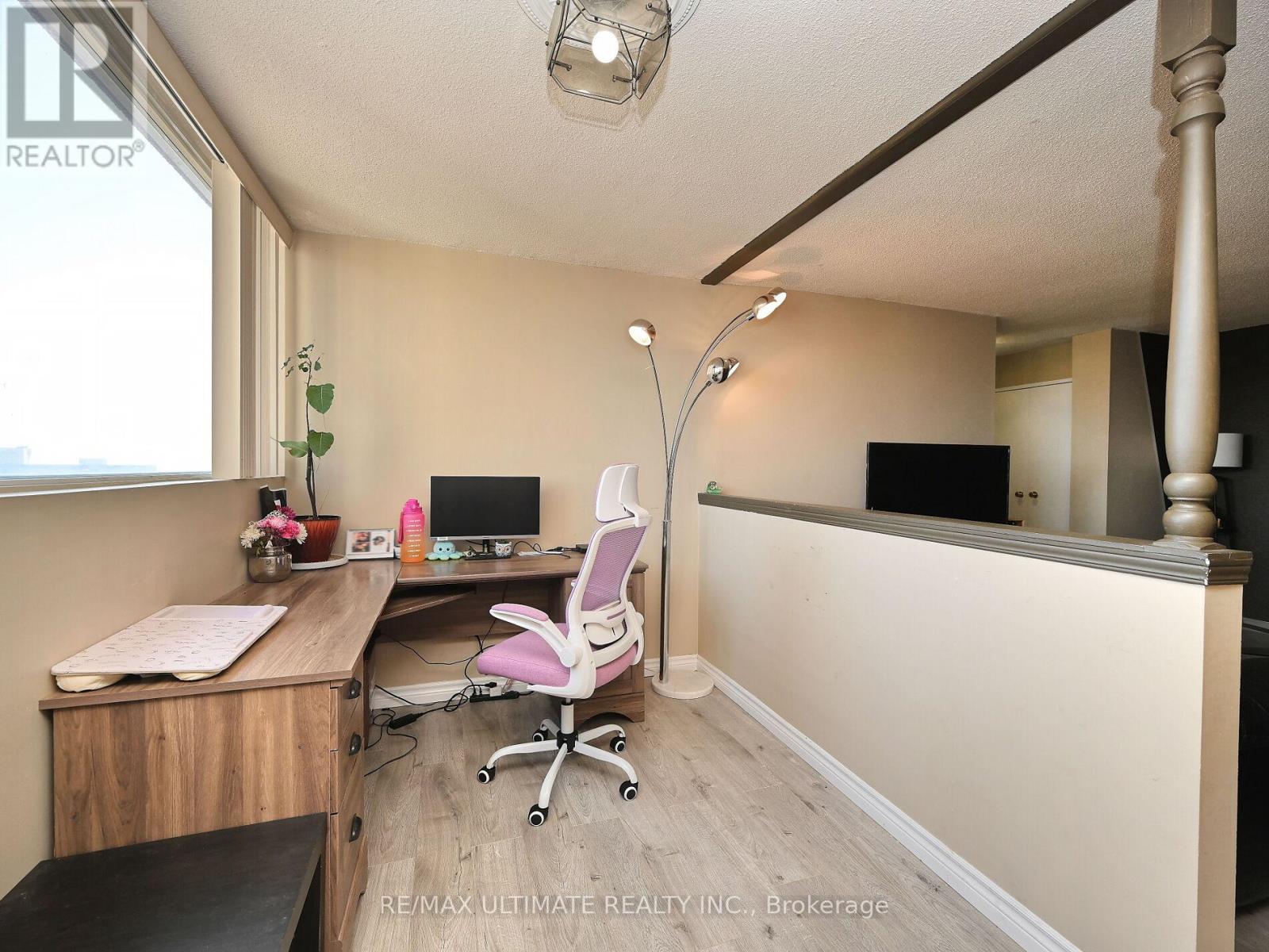 2101 - 3700 Kaneff Crescent, Mississauga, Ontario  L5A 4B8 - Photo 20 - W12156437