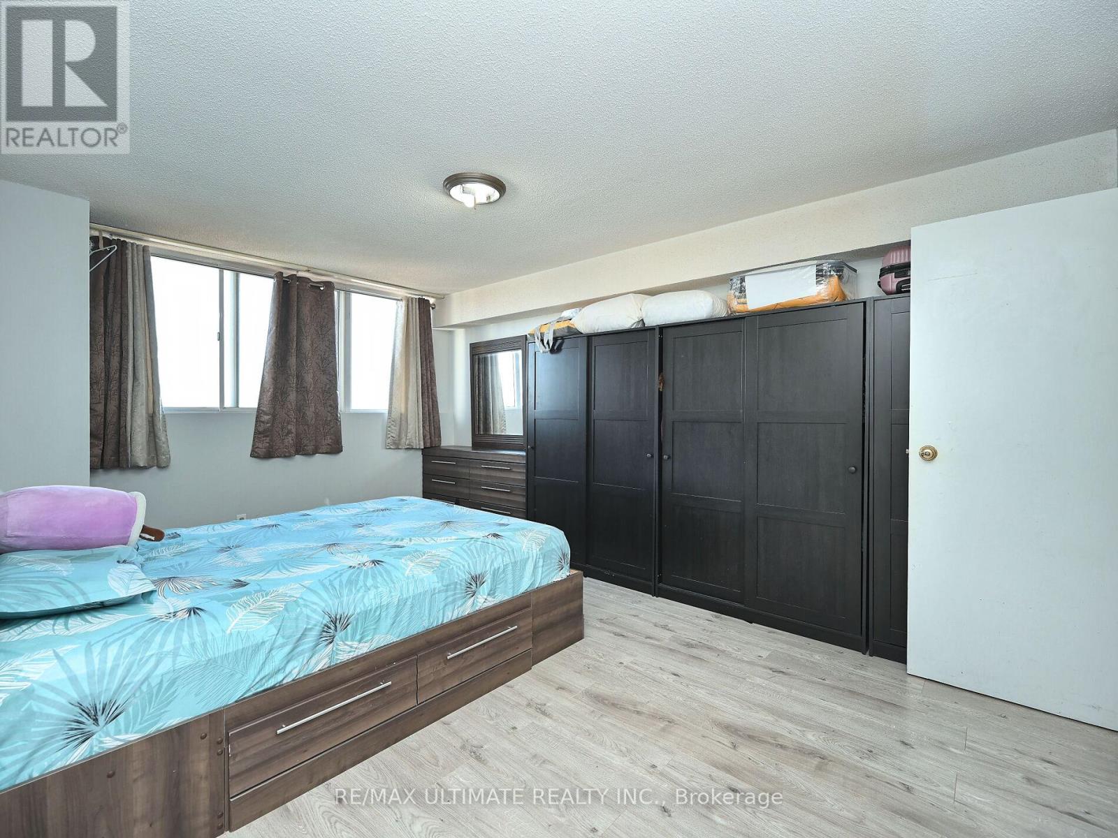 2101 - 3700 Kaneff Crescent, Mississauga, Ontario  L5A 4B8 - Photo 23 - W12156437