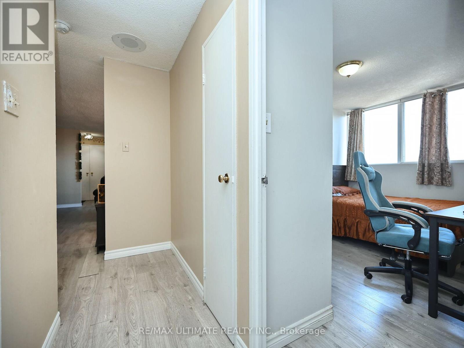 2101 - 3700 Kaneff Crescent, Mississauga, Ontario  L5A 4B8 - Photo 31 - W12156437