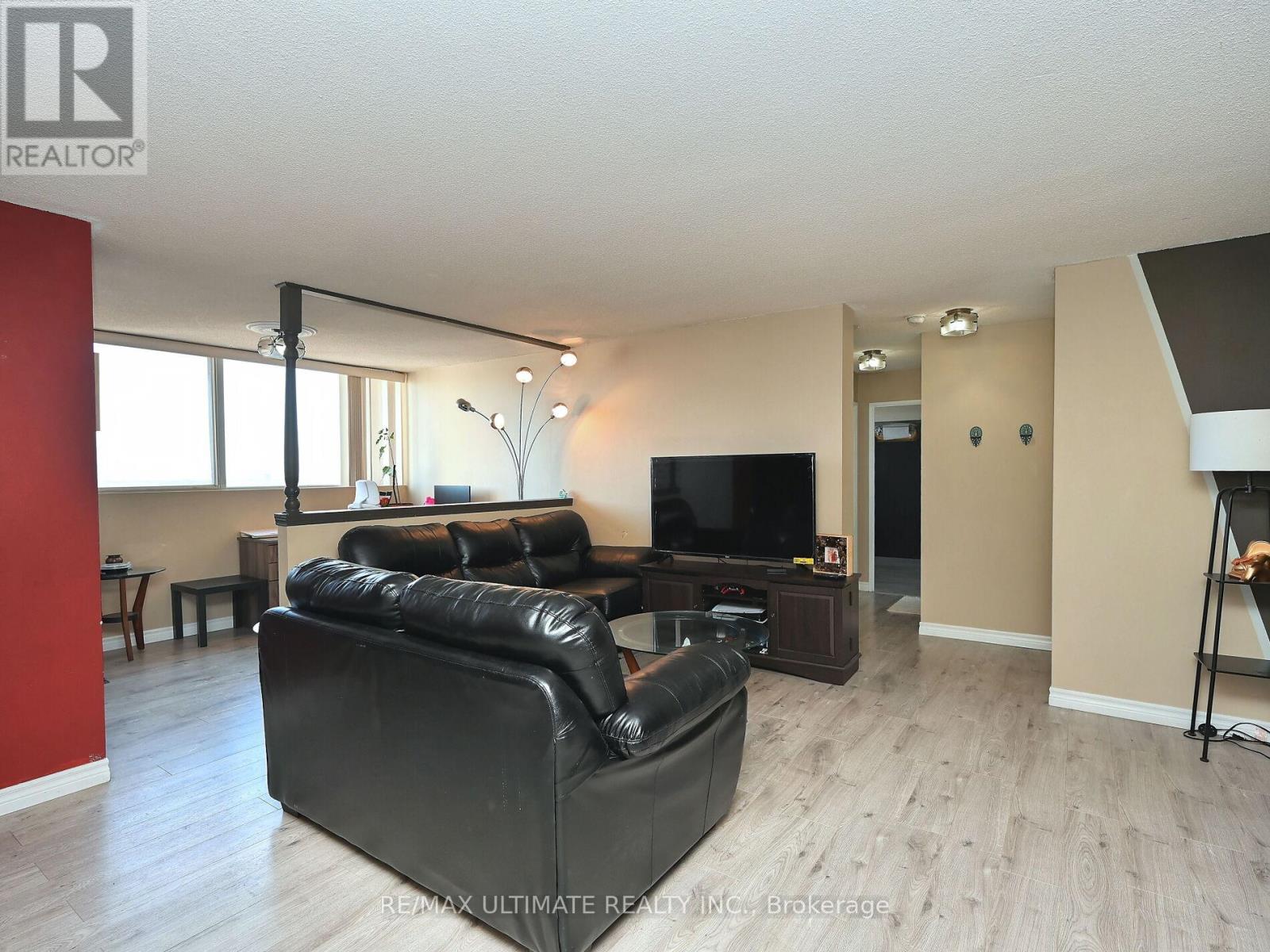 2101 - 3700 Kaneff Crescent, Mississauga, Ontario  L5A 4B8 - Photo 9 - W12156437