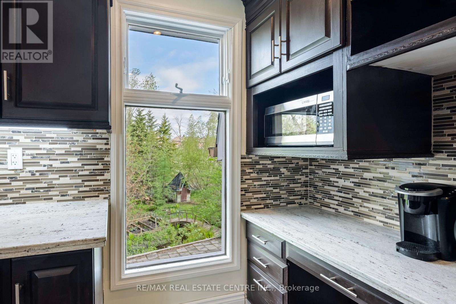43 Brenda Boulevard, Orangeville, Ontario  L9W 3L3 - Photo 12 - W12156443