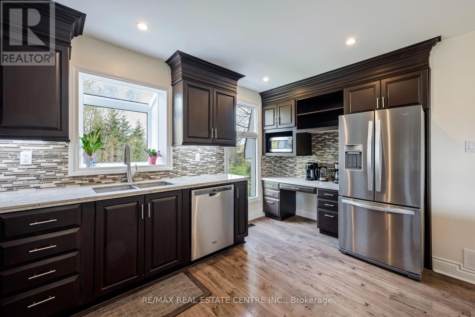 43 Brenda Boulevard, Orangeville, Ontario  L9W 3L3 - Photo 9 - W12156443