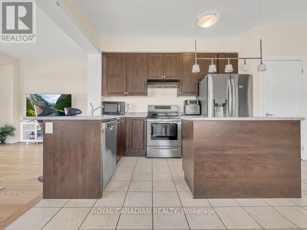 84 Rainbow Drive, Haldimand, Ontario  N3W 0G3 - Photo 8 - X12156395