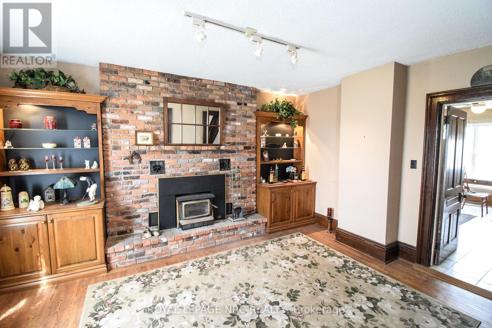 499 Townline Road, Niagara-On-The-Lake, Ontario  L2M 6W1 - Photo 33 - X12156473