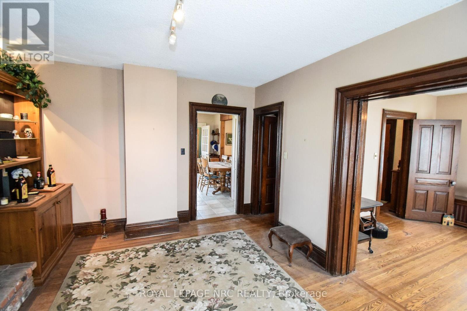 499 Townline Road, Niagara-On-The-Lake, Ontario  L2M 6W1 - Photo 35 - X12156473