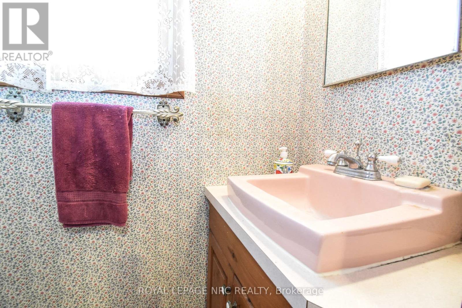 499 Townline Road, Niagara-On-The-Lake, Ontario  L2M 6W1 - Photo 41 - X12156473