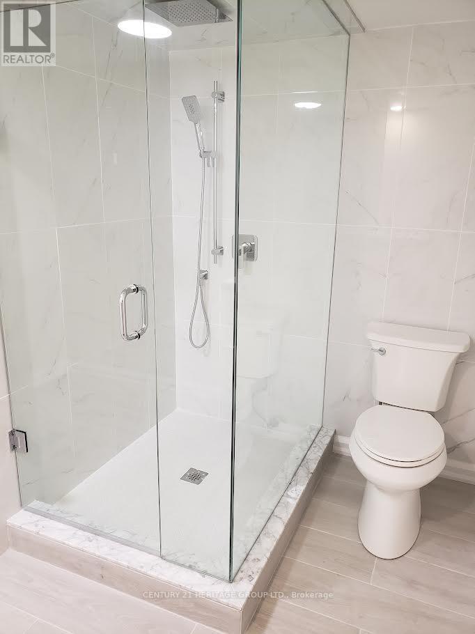 232 Blue Grass Boulevard, Richmond Hill, Ontario  L4C 3H2 - Photo 12 - N12133686