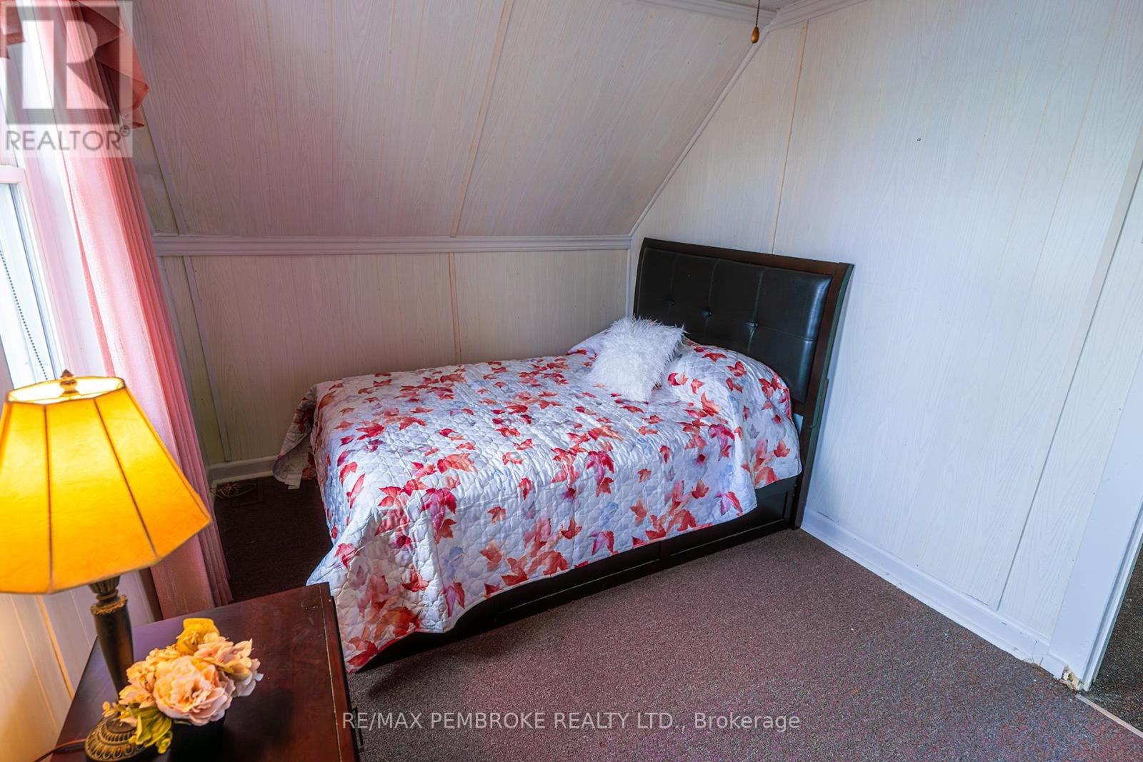 1110 Bronx Street, Pembroke, Ontario  K8A 6G7 - Photo 22 - X12156467