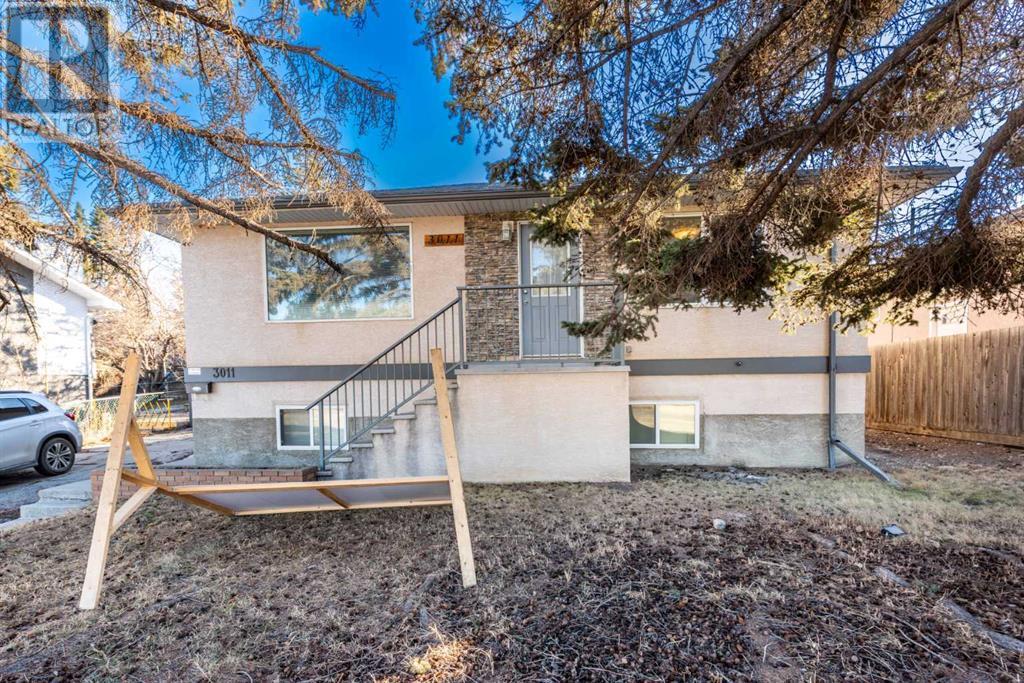 Property at 3011 12 Avenue SW image 3