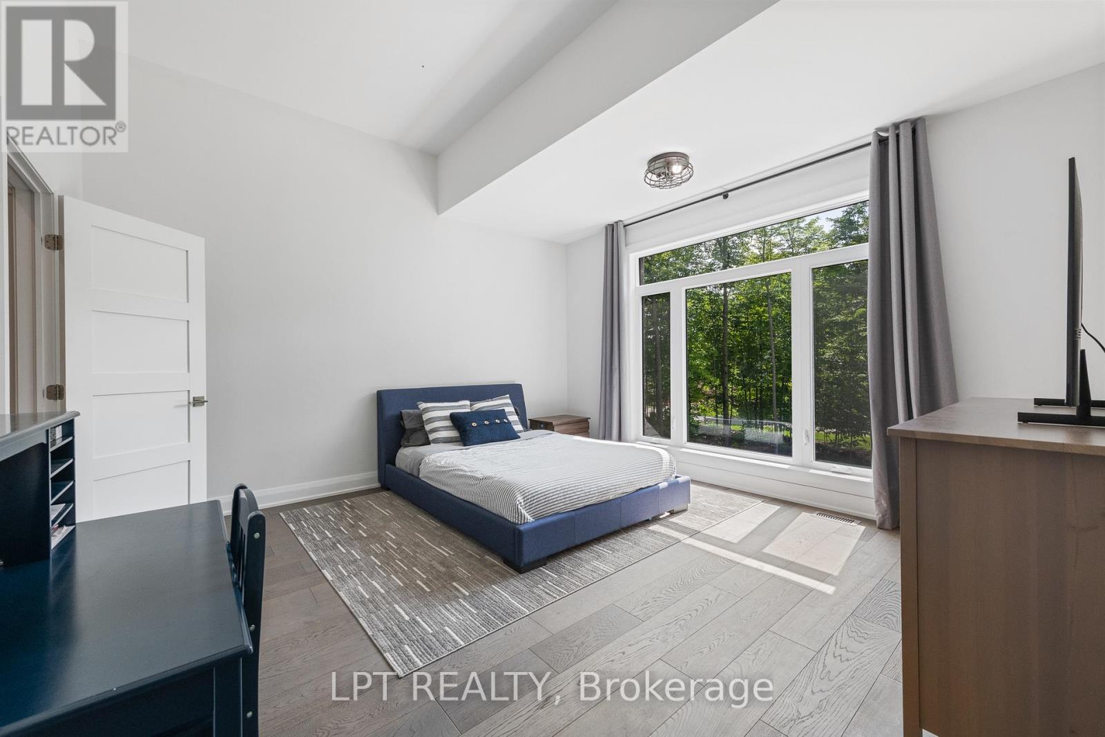 5740 Queenscourt Crescent, Ottawa, Ontario  K4M 1K3 - Photo 36 - X12156456