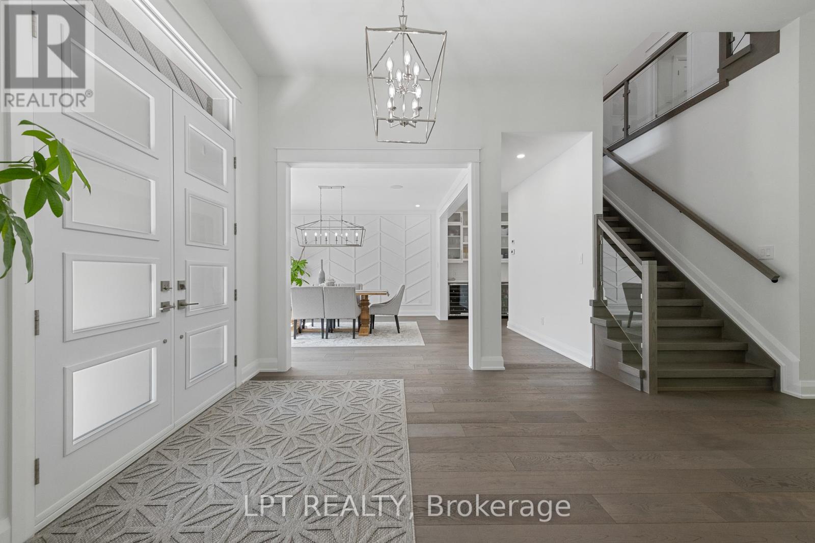 5740 Queenscourt Crescent, Ottawa, Ontario  K4M 1K3 - Photo 8 - X12156456