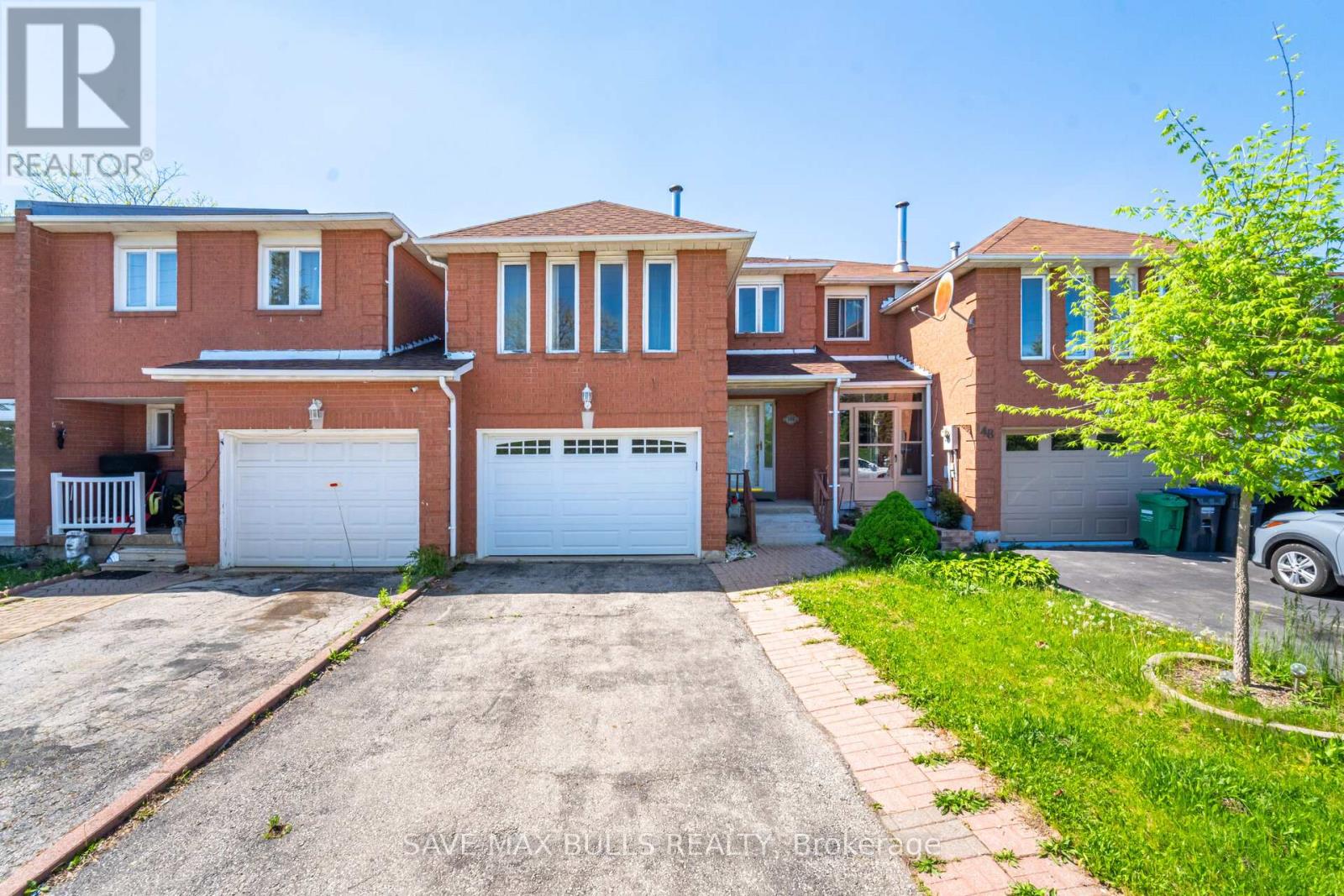146 Toba Crescent, Brampton, Ontario  L6Z 4R9 - Photo 1 - W12122185