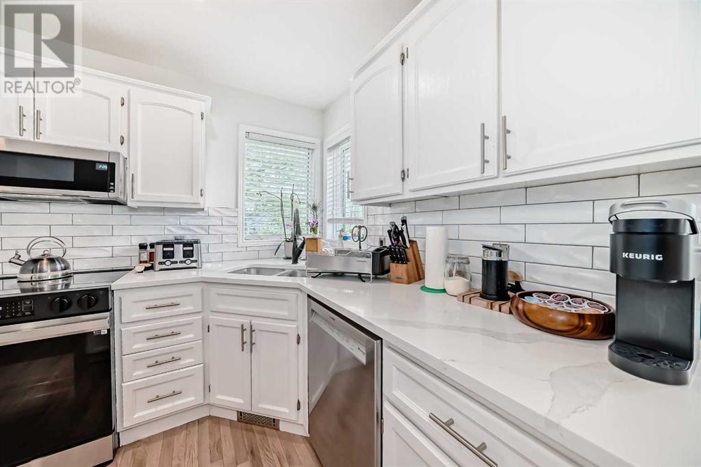 306 Long Beach Landing, Chestermere, Alberta  T1X 1E2 - Photo 8 - A2200366