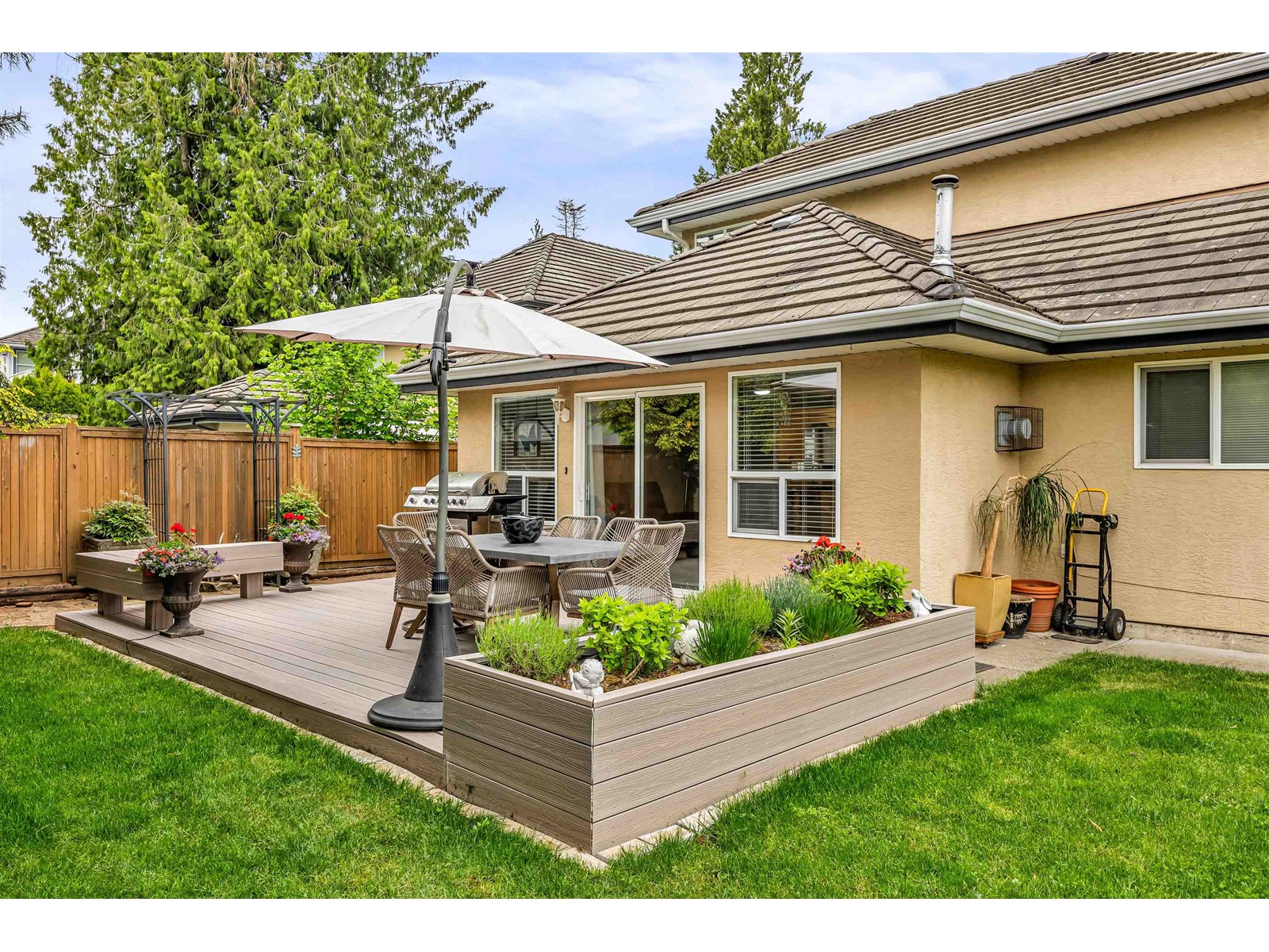 15736 108A AVENUE, Surrey real estate listing R3003865 for sale