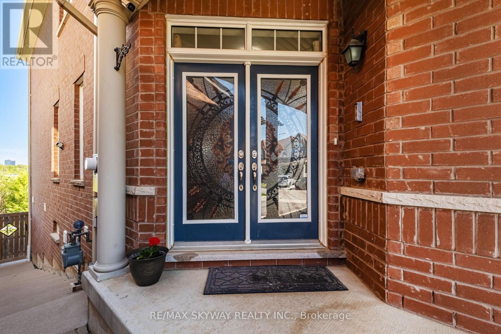 20 Miracle Trail, Brampton, Ontario  L7A 0Y3 - Photo 4 - W12156460