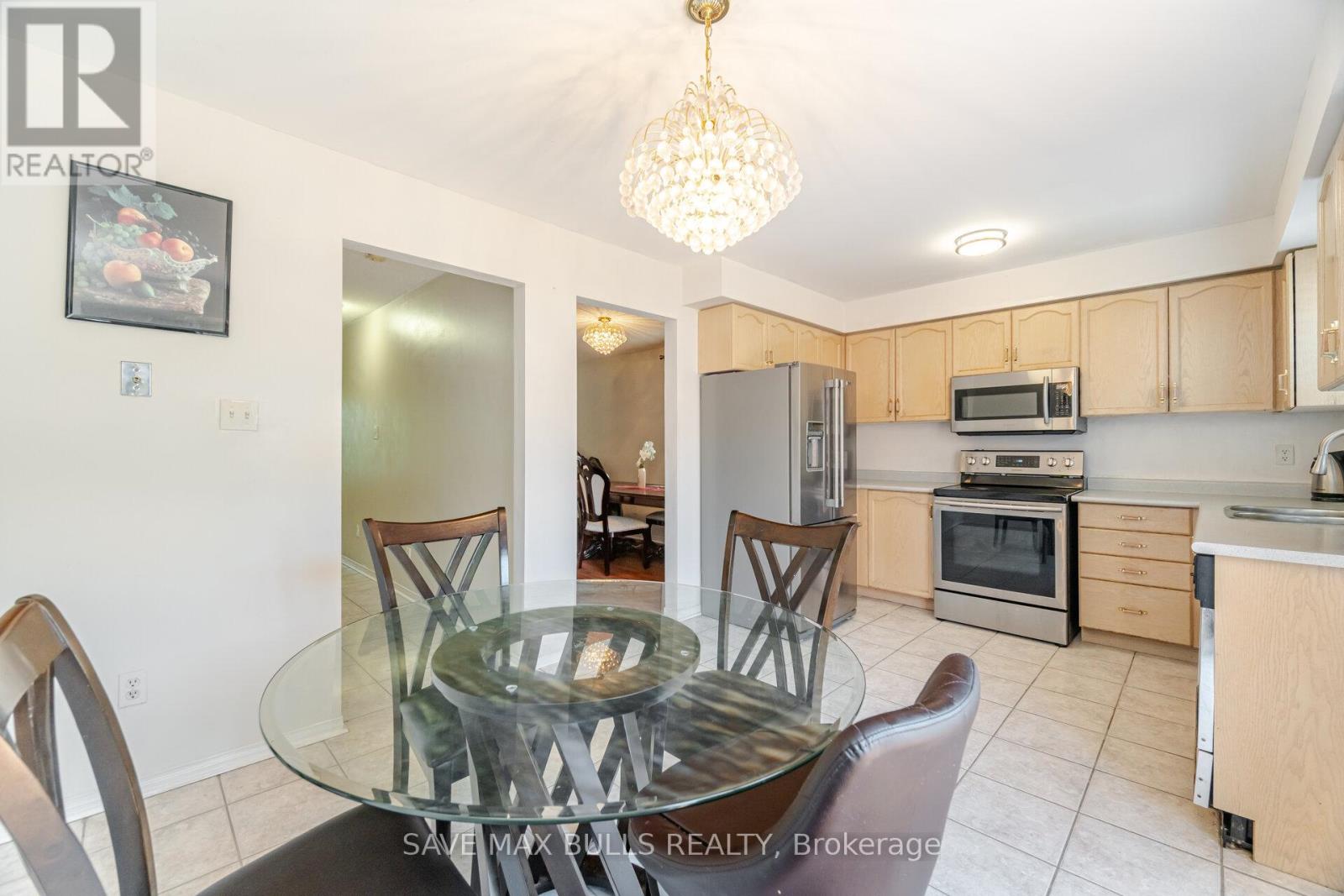 146 Toba Crescent, Brampton, Ontario  L6Z 4R9 - Photo 14 - W12122185
