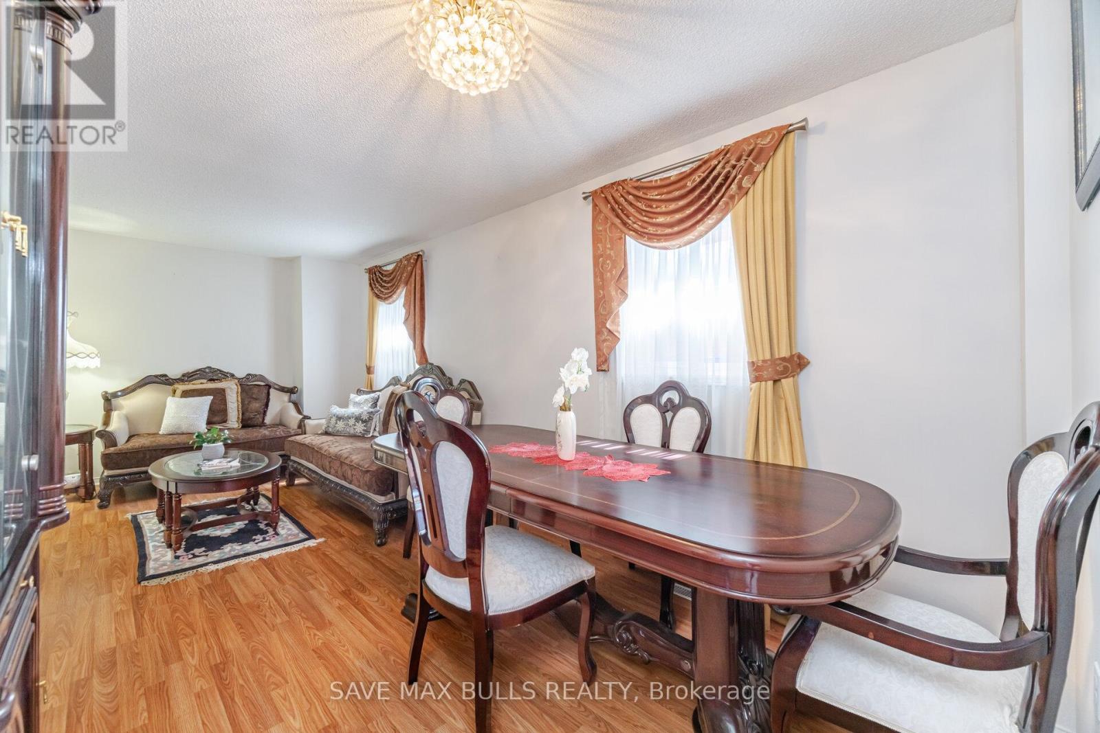 146 Toba Crescent, Brampton, Ontario  L6Z 4R9 - Photo 10 - W12122185