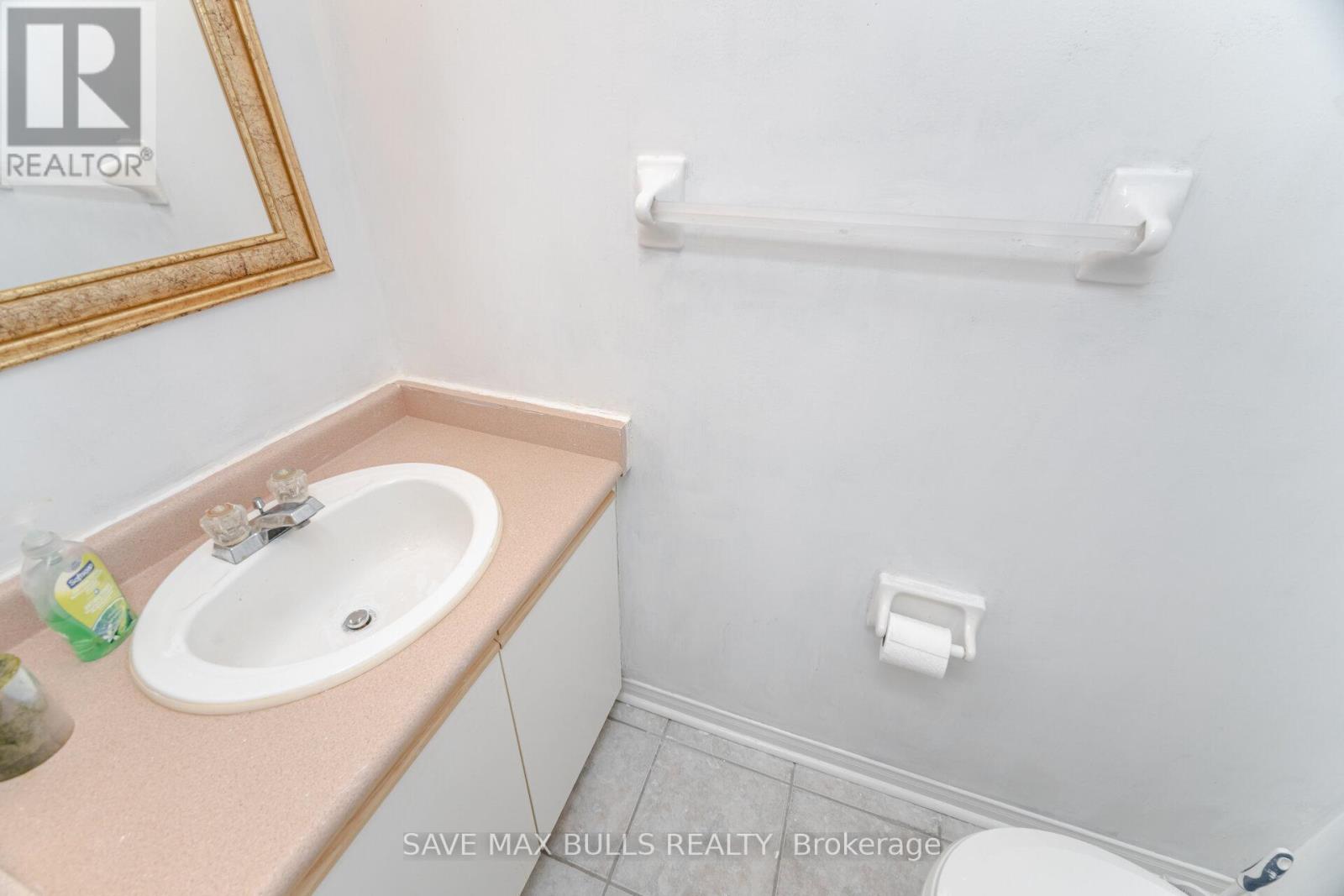 146 Toba Crescent, Brampton, Ontario  L6Z 4R9 - Photo 18 - W12122185