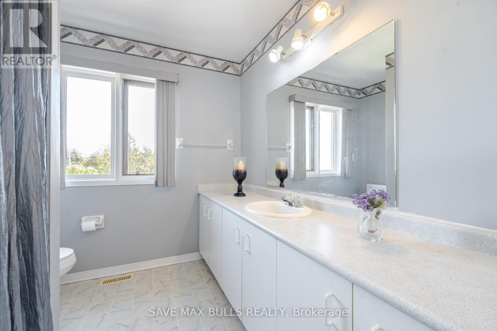 146 Toba Crescent, Brampton, Ontario  L6Z 4R9 - Photo 28 - W12122185